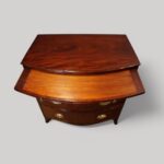 Small Georgian mahogany bow chest - Image 5