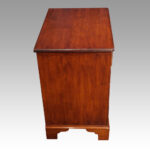 Small Georgian style chest of drawers - Image 4