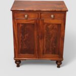 Small Victorian mahogany cupboard - Image 3