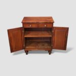 Small Victorian mahogany cupboard - Image 5