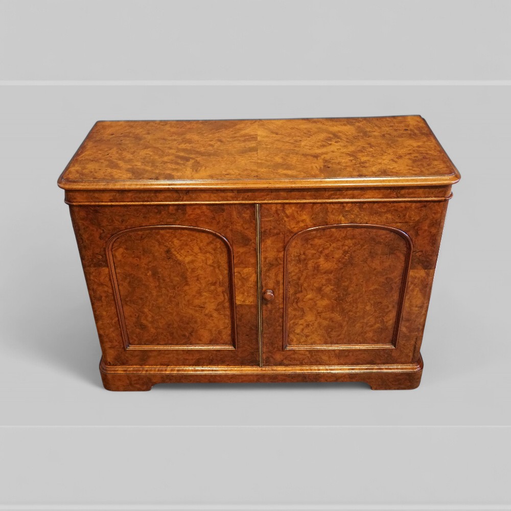 Victorian-burr-walnut-cupboard-front.jpg Victorian burr walnut cupboard - Image 1