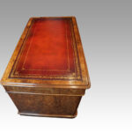 Victorian burr walnut pedestal desk - Image 2