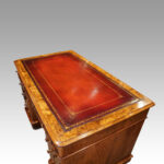 Victorian burr walnut pedestal desk - Image 2