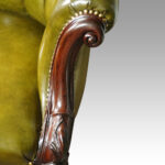 Victorian button back leather easy chair - Image 12