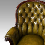 Victorian button back leather easy chair - Image 11