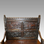 Victorian cock fighting carved oak settle - Image 4