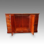 Victorian mahogany dwarf wardrobe - Image 3