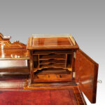 Victorian inlaid rosewood desk by James Shoolbred - Image 14