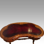 Victorian inlaid walnut kidney desk - Image 7