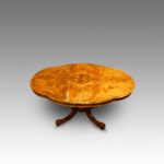 Victorian walnut inlaid shaped loo table - Image 4