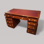 Victorian mahogany 9 drawer pedestal desk - Image 2