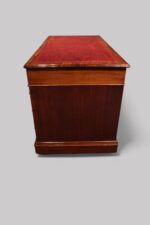 Victorian mahogany 9 drawer pedestal desk - Image 6