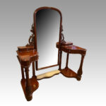 Victorian mahogany Queen dressing table - Image 12