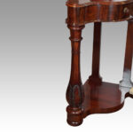 Victorian mahogany Queen dressing table - Image 9