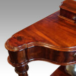 Victorian mahogany Queen dressing table - Image 2