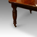 Victorian mahogany extending dining table, circa 1880 - Image 4