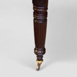 Victorian Mahogany Extending Dining Table with Two Leaves and Fluted Legs - Image 5
