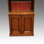 Victorian mahogany open bookcase - Image 3