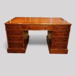 Victorian mahogany partners desk - Image 10
