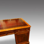 Victorian mahogany partners desk - Image 5