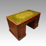 Victorian mahogany pedestal desk - Image 9