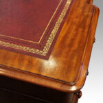 Victorian mahogany pedestal desk - Image 4