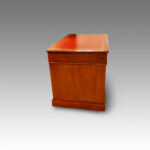 Victorian mahogany pedestal desk 109cms wide - Image 10