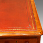 Victorian mahogany pedestal desk 109cms wide - Image 8