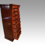 Antique mahogany Wellington chest - Image 2