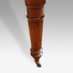 Victorian oak extending dining table - Image 7