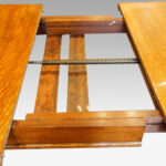 Victorian oak extending dining table - Image 6