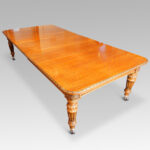 Victorian oak extending dining table - Image 3