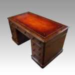 Victorian oak pedestal desk - Image 11