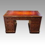 Victorian oak pedestal desk - Image 5