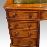 Victorian oak pedestal desk - Image 2