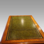 Victorian oak pedestal desk - Image 10