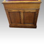 Victorian oak pedestal desk - Image 3