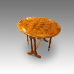 Victorian walnut baby Sutherland table