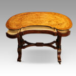 Victorian walnut kidney writing table - Image 9