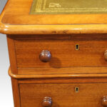 Victorian walnut pedestal desk - Image 4