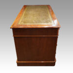 Victorian walnut pedestal desk - Image 6