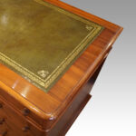 Victorian walnut pedestal desk - Image 7