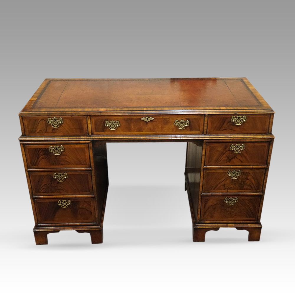 Walnut-Georgian-style-pedestal-desk.jpg Georgian style walnut pedestal desk - Image 1