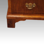 Georgian style walnut bedside chest - Image 3