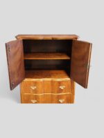 George V walnut gentlemans tallboy - Image 5