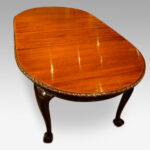 Waring and Gillow mahogany extending dining table - Image 17