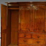 William IV mahogany 4 door break-front wardrobe - Image 7