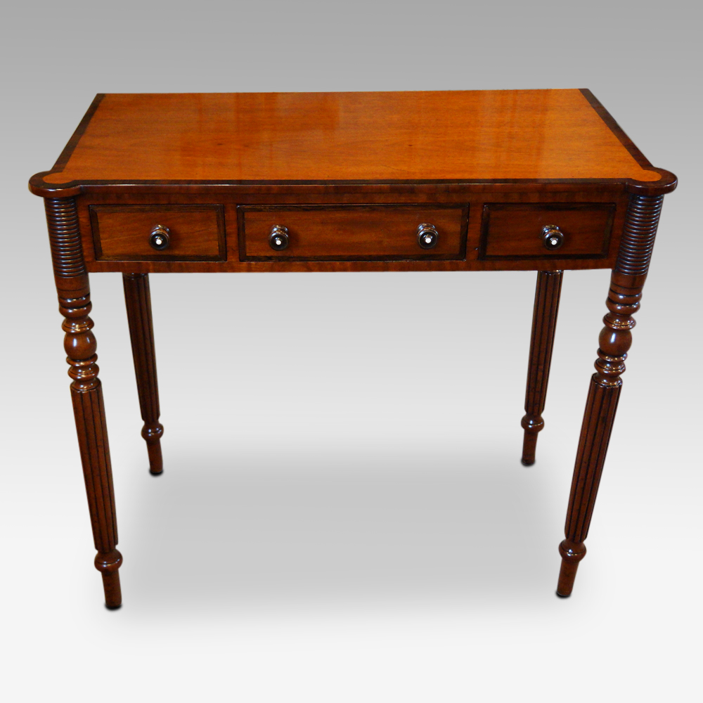 William-IV-mahogany-side-table.jpg William IV mahogany side table - Image 1