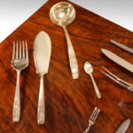 Walnut canteen of Elkington &co. cutlery in the original fitted table - Image 12