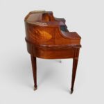 Edwardian Inlaid Mahogany Carlton House Desk with Satinwood Oval Panels & Green Leather Writing Surface - Image 4